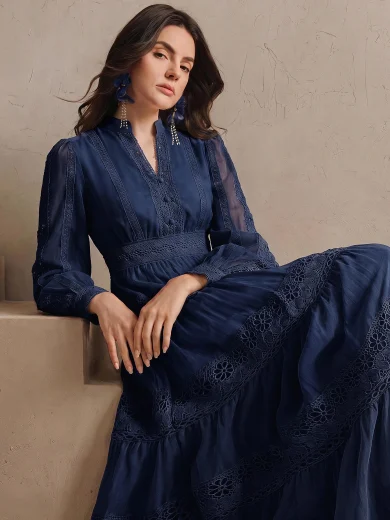 Anewsta Vintage V-Neck Lace Patchwork Waist-Cinching Long Sleeve Flared Dress For Women, Slimming, Elegant, High-End